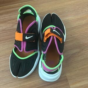 Nike Rafts For Sale!